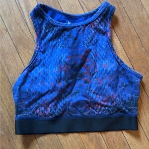 Reebok women’s snake skin print high neck sports bra size small